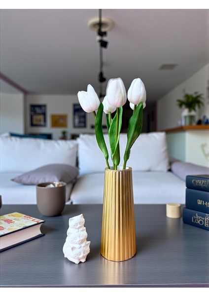 5 Adet Yapay Lale Çiçekleri +Kedi Biblo Dahil Dekoratif Modern Vazo Seti – Ev/ofis Için Şık Aksesuar fiyatları