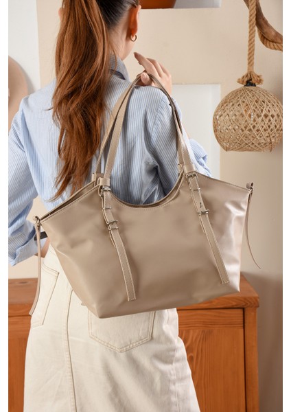 Kadın Büyük Kapasiteli Astarlı Kaliteli Derili Omuz Çantası