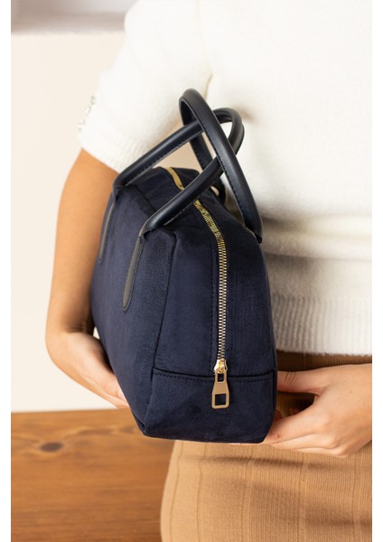 2024 Sonbahar ve Kış Yeni Retro Çanta Niş Tasarım High-End Boston Kadın Çantası modelleri