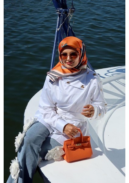 Turuncu Aksesuar Detaylı Kare El Çantası indirimleri