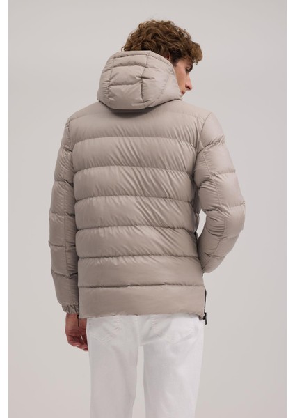 Taş Regular Fit Kapüşonlu Şişme Kışlık Mont fırsatları