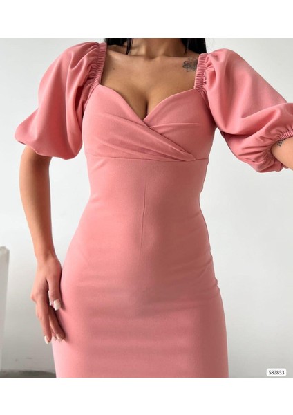 Krep Kumaş Kruvaze Yaka Balon Kol Yırtmaç Detaylı Maxi Elbise Pudra 582853 modelleri