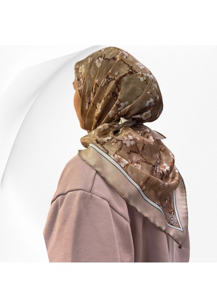 Taşlanmış Kristal Eşarp