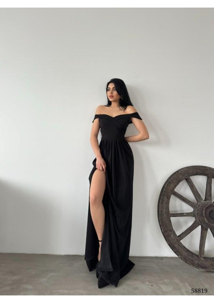 Kayık Yaka Yırtmaçlı Uzun Abiye Elbise 58819 Siyah fiyatları