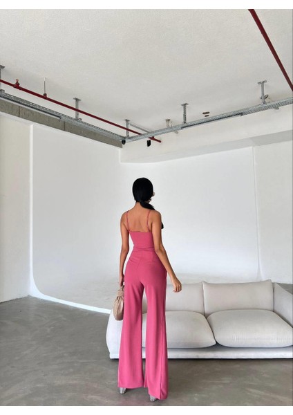 Krep Kumaş Askılı Yaka ve Yırtmaç Detaylı Tulum 582232 Fuşya fırsatları