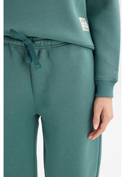 Regular Fit Normal Kesim Ribanalı Paça Yeşil Jogger Sweatpant fırsatları