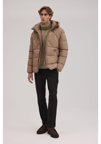 Bej Comfort Fit Kapuşonlu Şişme Mont fiyatları