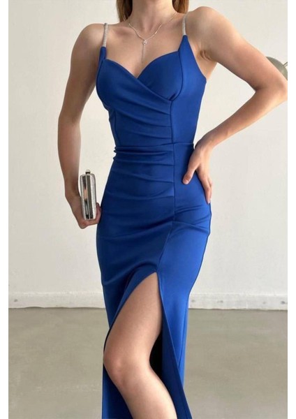 Scuba Kumaş Göğüs Dekolte ve Yırtmaç Detaylı Taş Tasarımlı Askılı Elbise Saks 582513 fiyatları