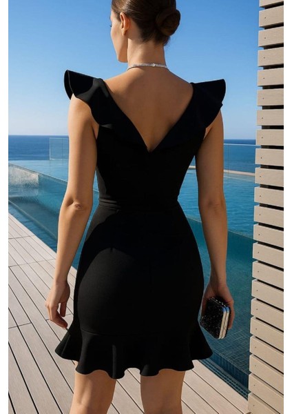 Çift Volanlı Lady Yaka Scuba Kumaş Elbise Siyah 581368 fiyatları