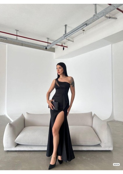 Tek Omuz Göğüsü Transparan Detay Scuba Kumaş Yırtmaçlı Abiye Elbise Siyah 582928 modelleri