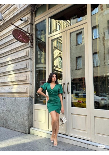 Kruvaze Yaka Balon Kol Büzgülü Elbise 583007 Zumrut