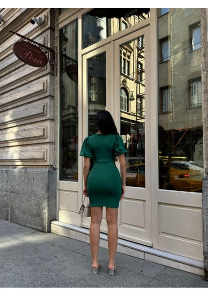 Kruvaze Yaka Balon Kol Büzgülü Elbise 583007 Zumrut fırsatları