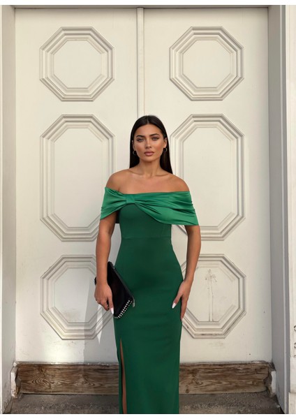 Esnek Krep Kumaş Fiyonk Detaylı Parlak Saten Kumaş Abiye Elbise 583327 Zümrüt fiyatları