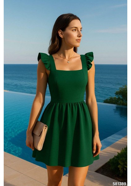 Krep Kumaş Sırt Dekolteli Mini Elbise Abiye Elbise Mezuniyet Elbisesi 581389 Zümrüt