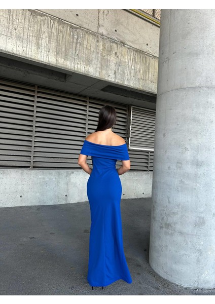 Esnek Krep Kumaş Fiyonk Yaka Ön Taş Detaylı Abiye Elbise Saks 583322 modelleri