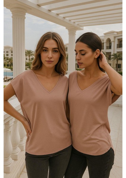Kadın Pembe Viskon Ön Arka V Yakalı T-Shirt Yarasa Kol Relaxed Bluz