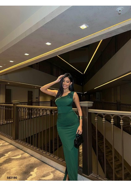 Sandy Kumaş Tek Omuz Detaylı Uzun Elbise 583186 Zumrut fırsatları