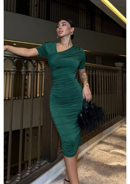 Asimetrik Yaka Büzgülü Sandy Elbise Zümrüt 582991 modelleri