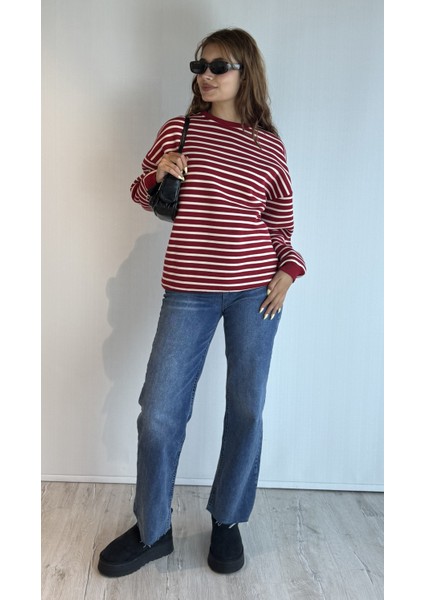 Kadın Bisiklet Yaka Çizgili Uzun Kol Oversize Sweatshirt fiyatları