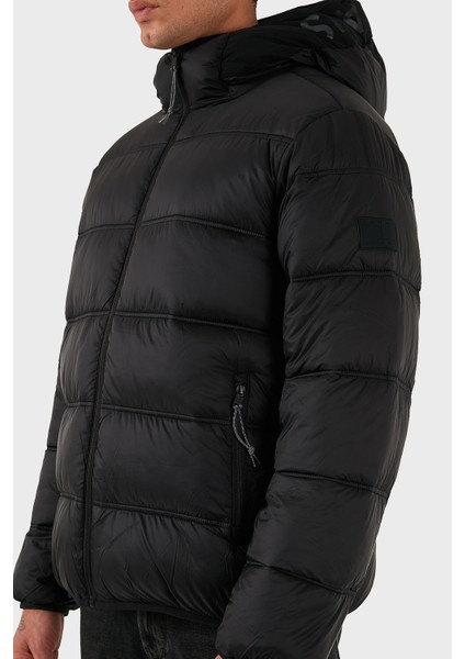 Regular Fit Kapüşonlu Kapitoneli Şişme Mont Erkek Mont DM0DM22044 Bds