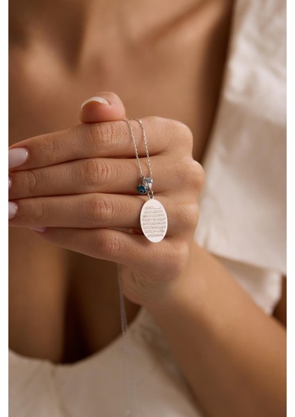 925 Ayar Gümüş Rodyum Kaplama Oval Plaka Ayetel Kürsi Kolye