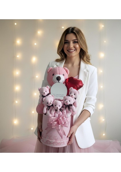 Mesajlı Ayna ve Kalpli Kutuda Pembe Delüxe Peluş Ayıcık Buketi – Romantik Hediye Seti modelleri