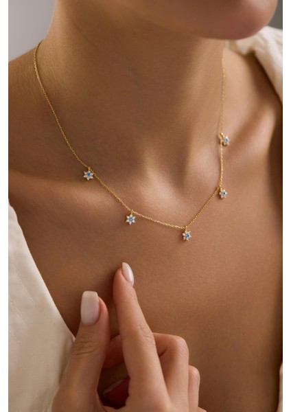 925 Ayar Gümüş Gold Kaplama Aquamarin Taşlı Minimal Çiçek Şans Kolye indirimleri