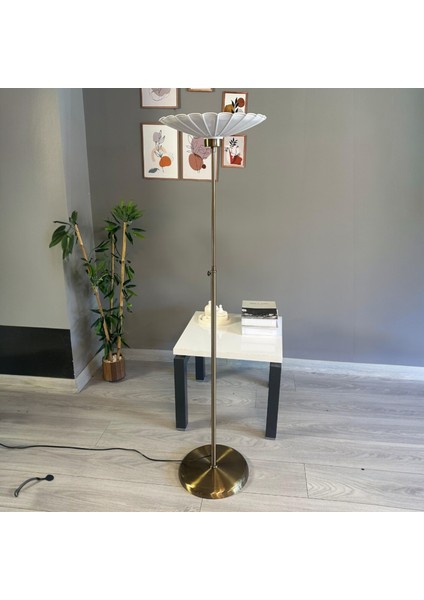 Beyaz Lambader Modern Dekoratif Metal Oturma Odası Çalışma Odası