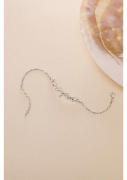 925 Ayar Gümüş Rodyum Kaplama Mekik Taşlı Zarif Sarmaşık Bileklik modelleri