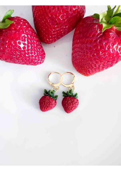 Strawberry El Yapımı Özel Tasarım Minimal Kırmızı Çilek Küpe