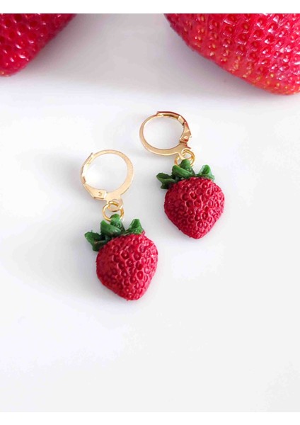 Strawberry El Yapımı Özel Tasarım Minimal Kırmızı Çilek Küpe modelleri
