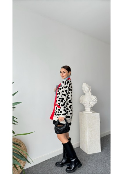 Riverdi Kadını Deri Detaylı Tasarım Oversize Hırka modelleri