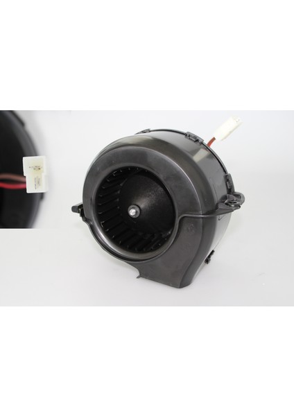 Fan Motoru Passat 80>93 Transporter T3-T4 82>03 114X94MM (Kablolu)