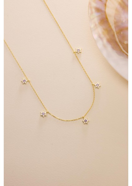 925 Ayar Gümüş Gold Kaplama Mor Taşlı Minimal Çiçek Şans Kolye fırsatları