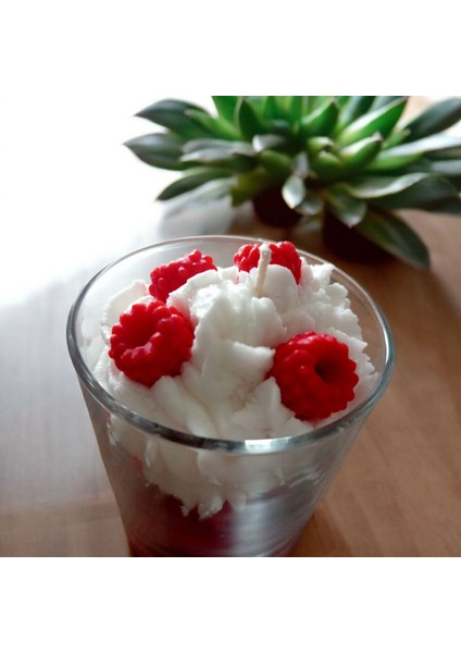 Kremalı Ahududu Kokulu Mum indirimleri