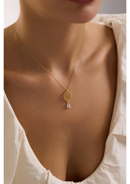 925 Ayar Gümüş Gold Kaplama Kare Tektaş Sallantılı Balon Tasarım Kolye modelleri