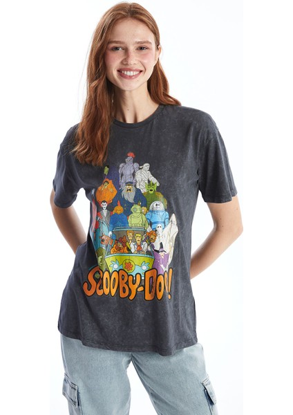 Yeni Sezon Bisiklet Yaka Scooby Doo Baskılı Kadın Tişört