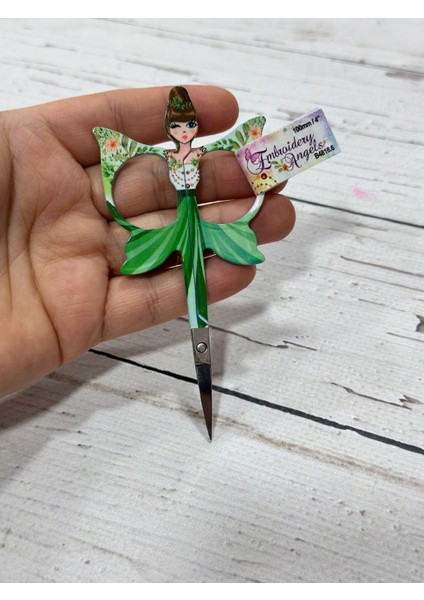 Kelebek Kızlı Makas fiyatları