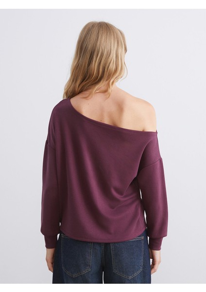 Yeni Sezon Kayık Yaka Kadın Sweatshirt fırsatları