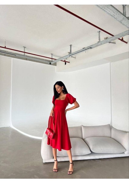 Kare Yaka Balon Kol Kloş Elbise Kırmızı 582613