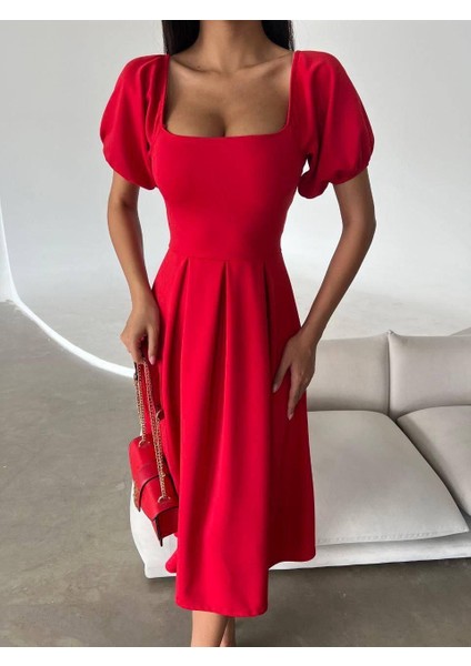 Kare Yaka Balon Kol Kloş Elbise Kırmızı 582613 fiyatları