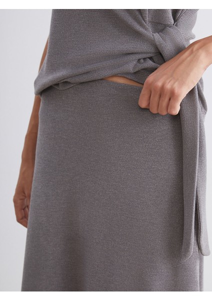 Yeni Sezon Beli Lastikli Midi Etek modelleri