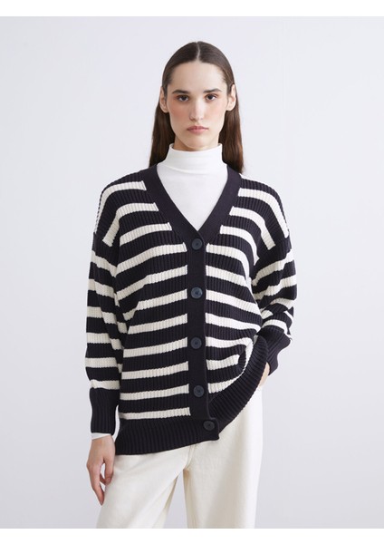Yeni Sezon V Yaka Çizgili Kadın Triko Hırka