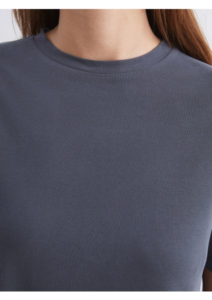 Yeni Sezon Modal Karışımlı Oversize Kadın Tişört modelleri