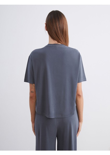 Yeni Sezon Modal Karışımlı Oversize Kadın Tişört fırsatları