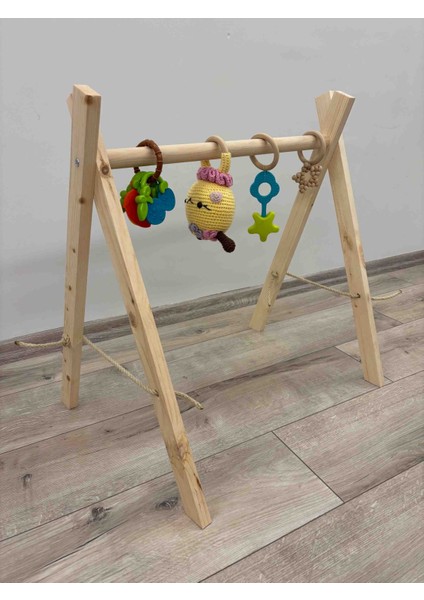 Ahşap Baby Gym & Kıyafet Askısı (Oyuncak ve Aksesuarlar Hariç)