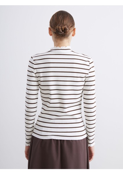 Yeni Sezon Dik Yaka Çizgili Kadın Body fırsatları