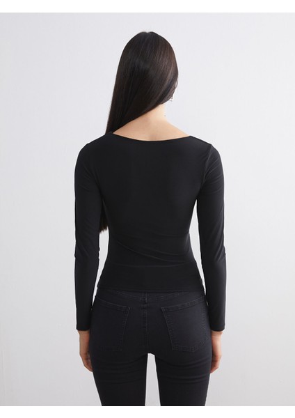 Yeni Sezon Asimetrik Yaka Büzgülü Bluz fırsatları