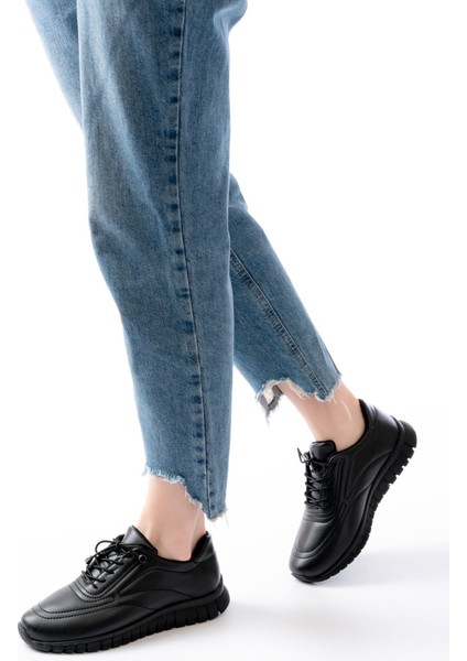 K-504 Siyah Bağcıklı Desenli Günlük Spor Ayakkabı