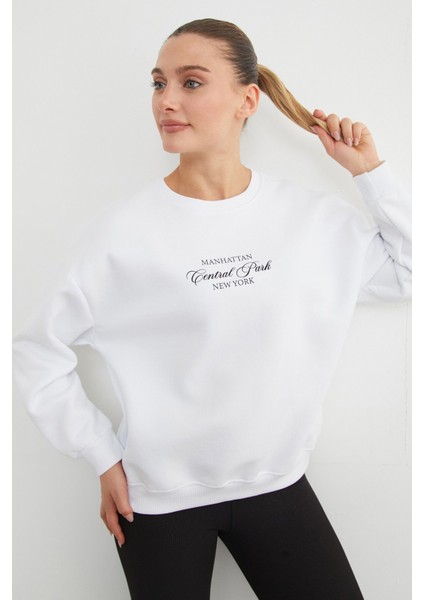 3 Iplik Manhattan Baskılı Bisiklet Yaka Sweatshirt indirimleri